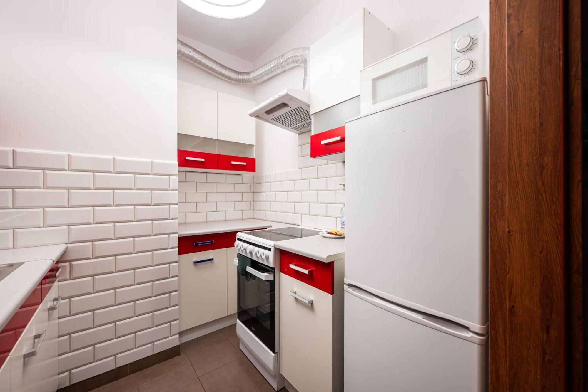 Апартаменти Metro Plocka Cosy *